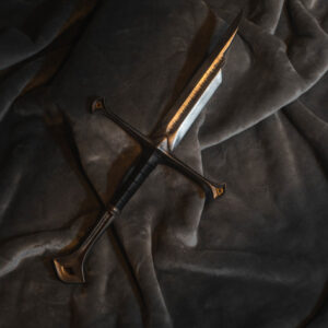 AE002469 Narsil, Restos -- Cosplay